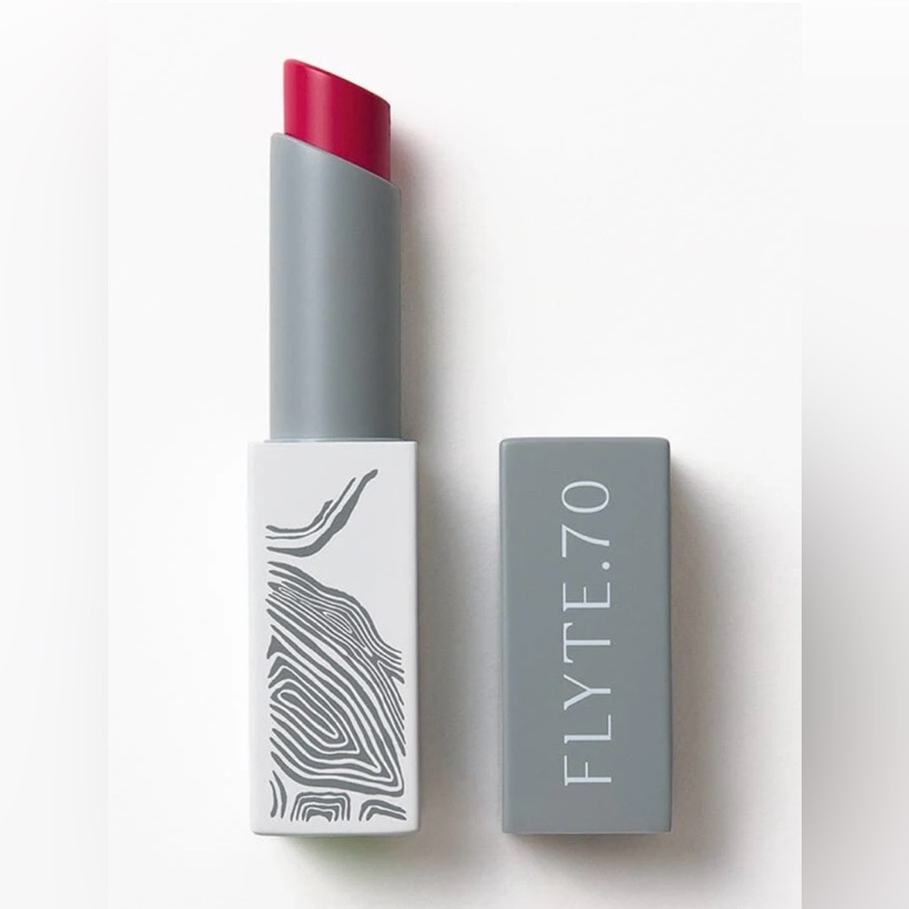 Flyte 70 Cherry‎ Pie Lipstick